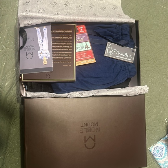 High Quality Pijamas , Men’s Noble Mount PJ’s and thermals designed in the USA. - Picture 7 of 7